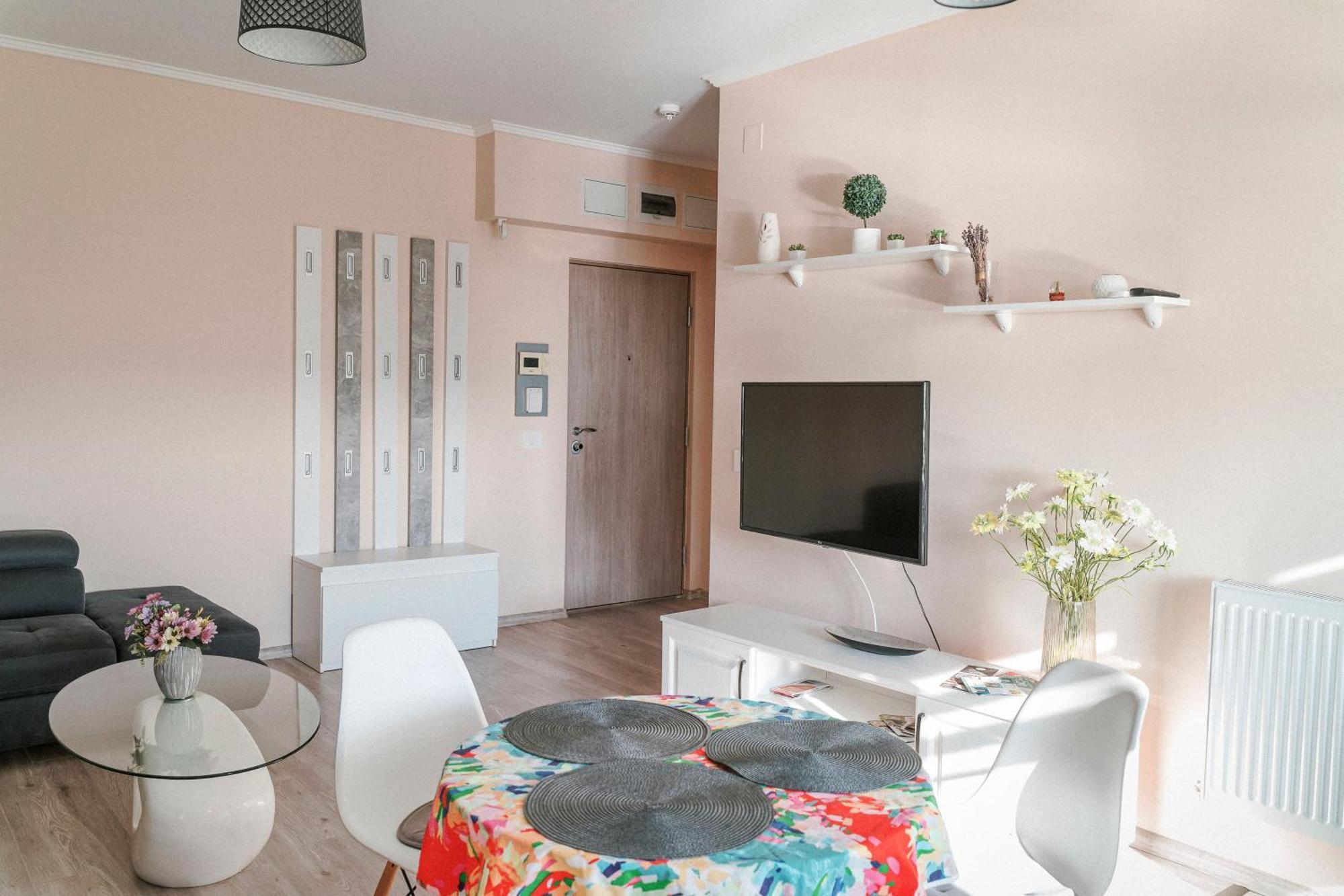 M&M Apartment Oradea Exterior foto